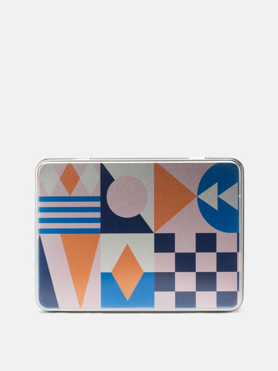 Impression sur boîte en métal grise