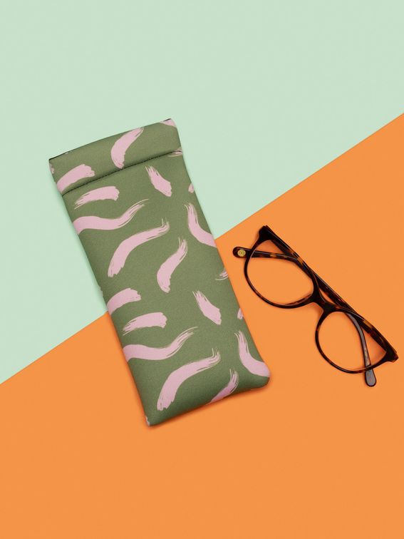 custom glasses pouch