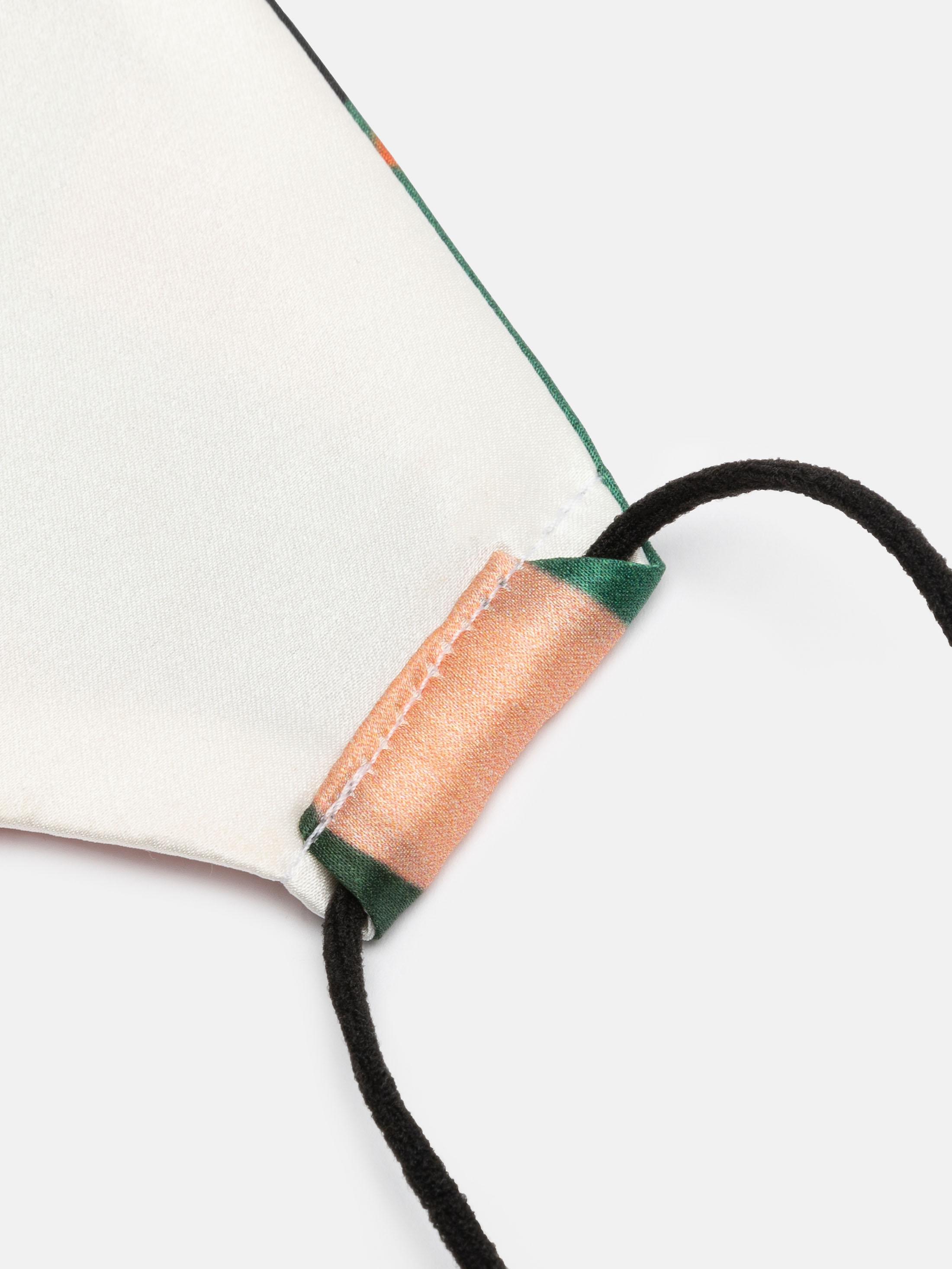 Crea mascherina di seta online