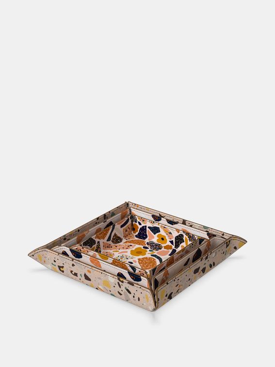 レザー卓上トレイ インテリア
おすすめ