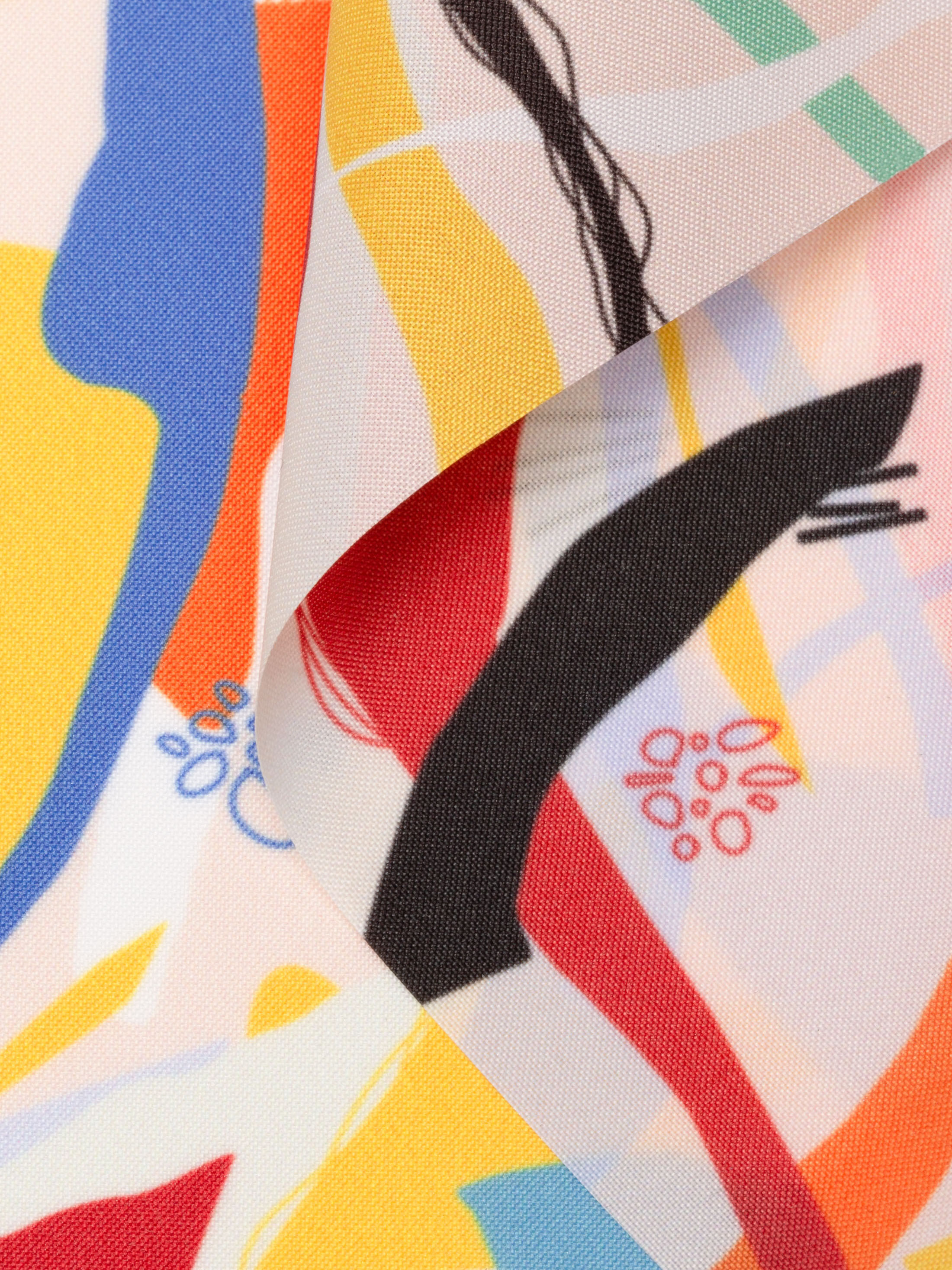 Eget tryck på vattentätt textil