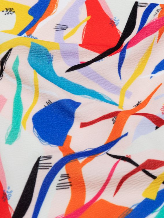 Detailed close-up of stretch crepe fabric UK