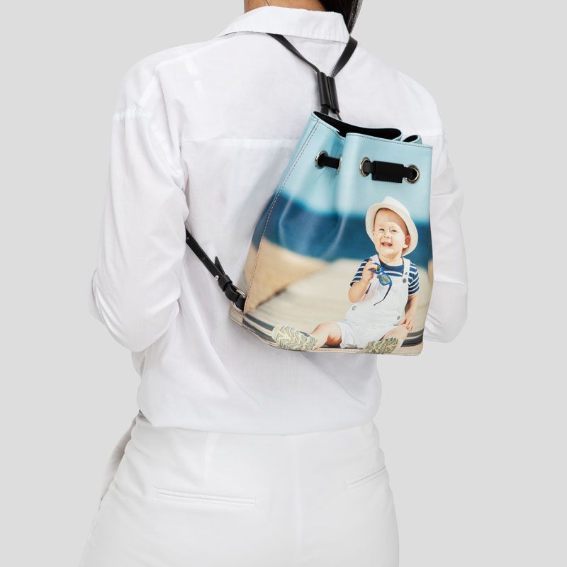 mochila saco cuero personalizada foto
