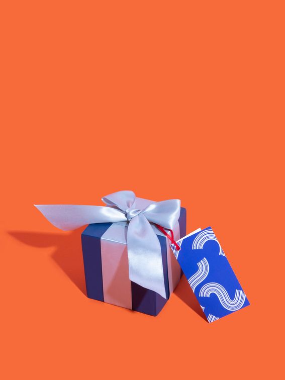 custom favour tags