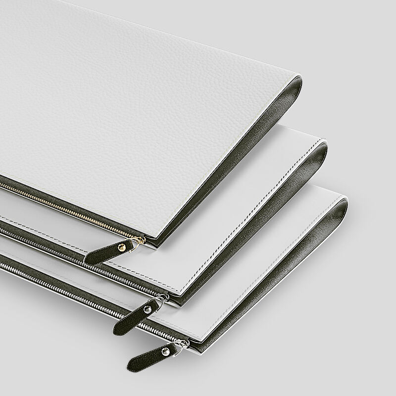 コンランショップ　レザー　ドキュメントケース コンランショップ レザー ドキュメントケース - メルカリ