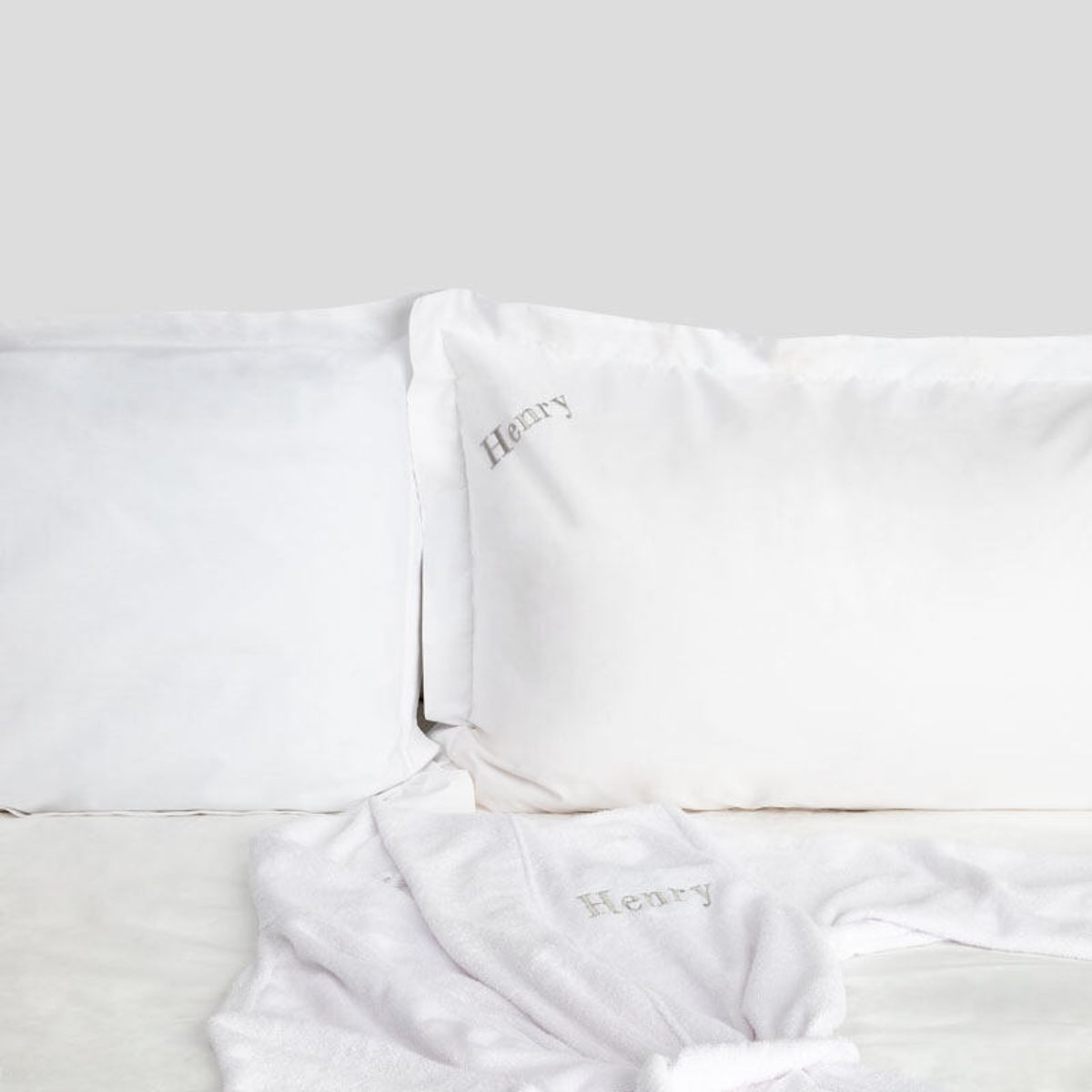 White 100% Linen Standard Pillow Sham, Hemstitch, Embroidered Centre  Monogram, Oxford Pillow Case, Personalized, Heirloom Wedding Gift 
