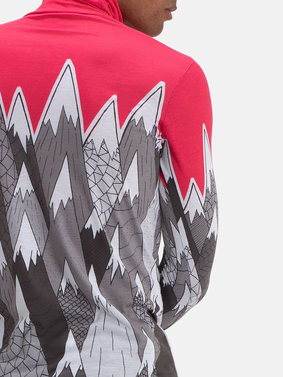 ハイネックトップス デザイン