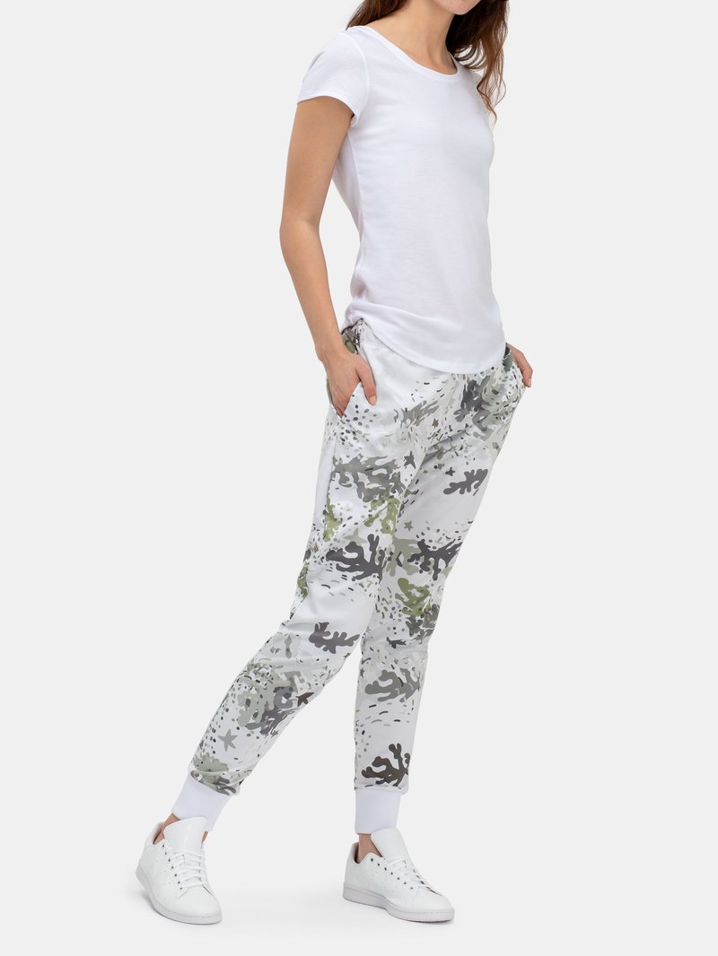 Create your own female jogger pant
