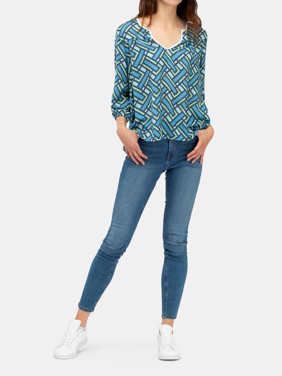 printed blouse sleeve details