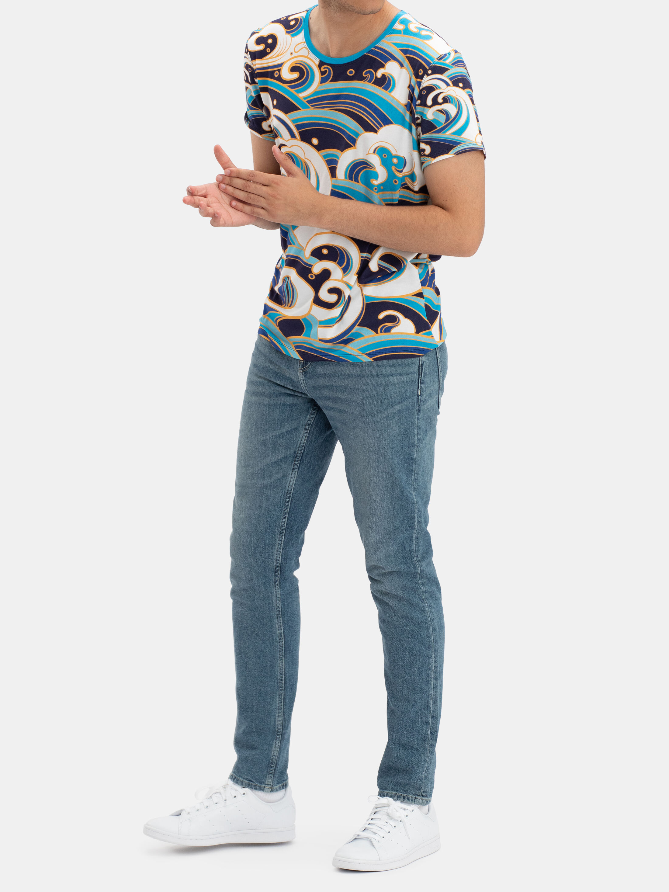 Create a printed crew neck t shirt