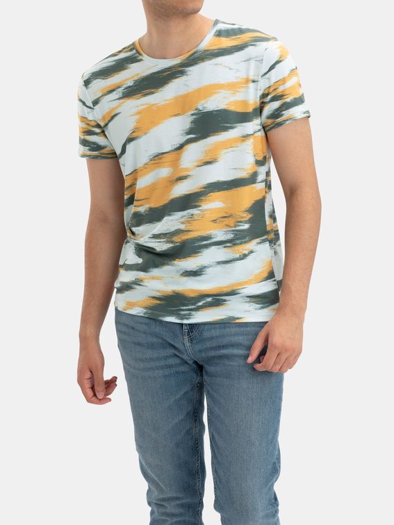 t-shirt uomo personalizzata
