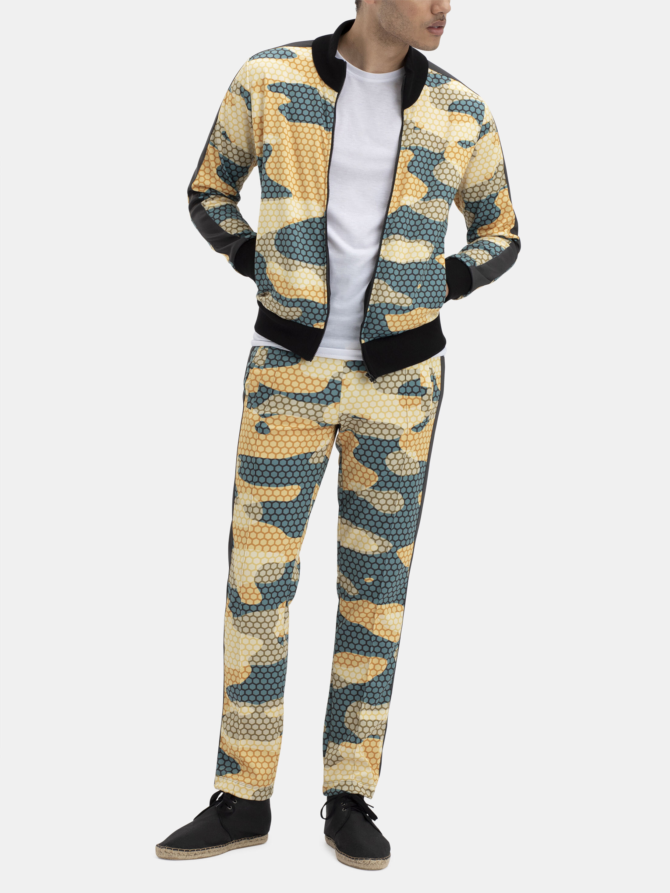 track suit printed