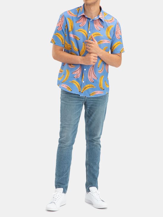 https://raven.contrado.app/resources/images/2021-9/193115/custom-all-over-print-button-up-shirts-1469705_l.jpg?w=550&h=800&fit=crop&dpr=1