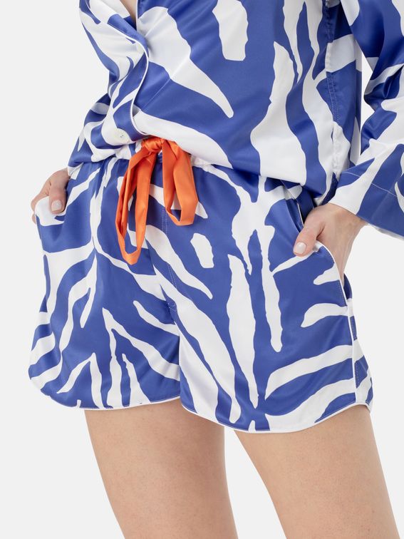 Personlig sidenpyjamas