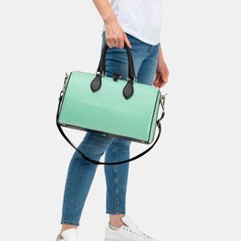 Diseña tu propio bolso de viaje compacto fabricado a mano en cuero de Nappa de calidad.