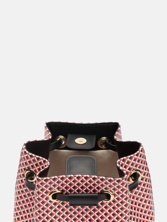 ドローストリング バックパック