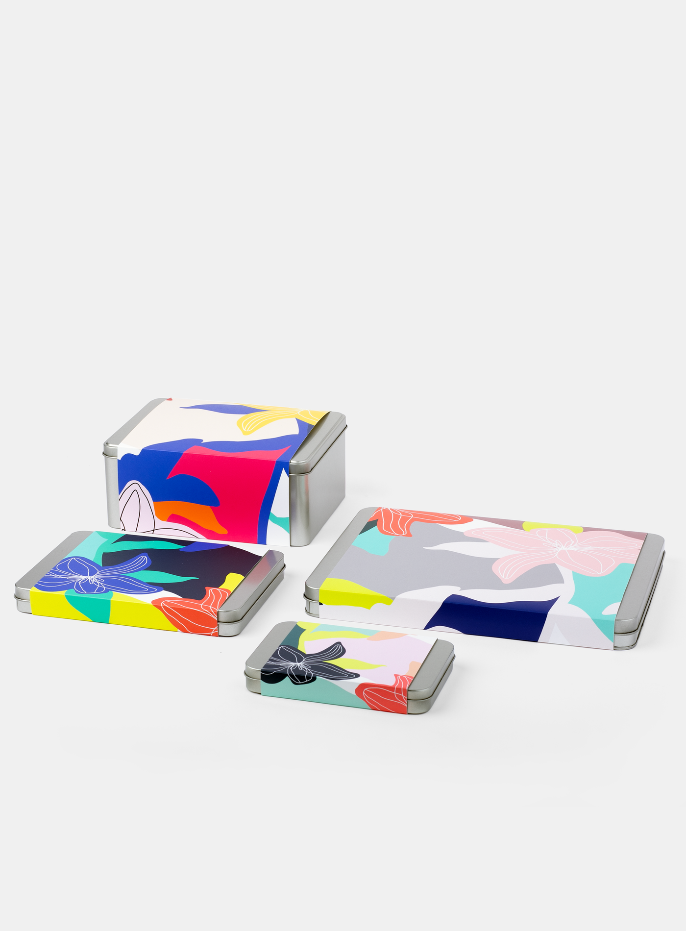 Custom Packaging Tins with Printed Card Sleeves Custom Packaging Tins with Printed Card Sleeves