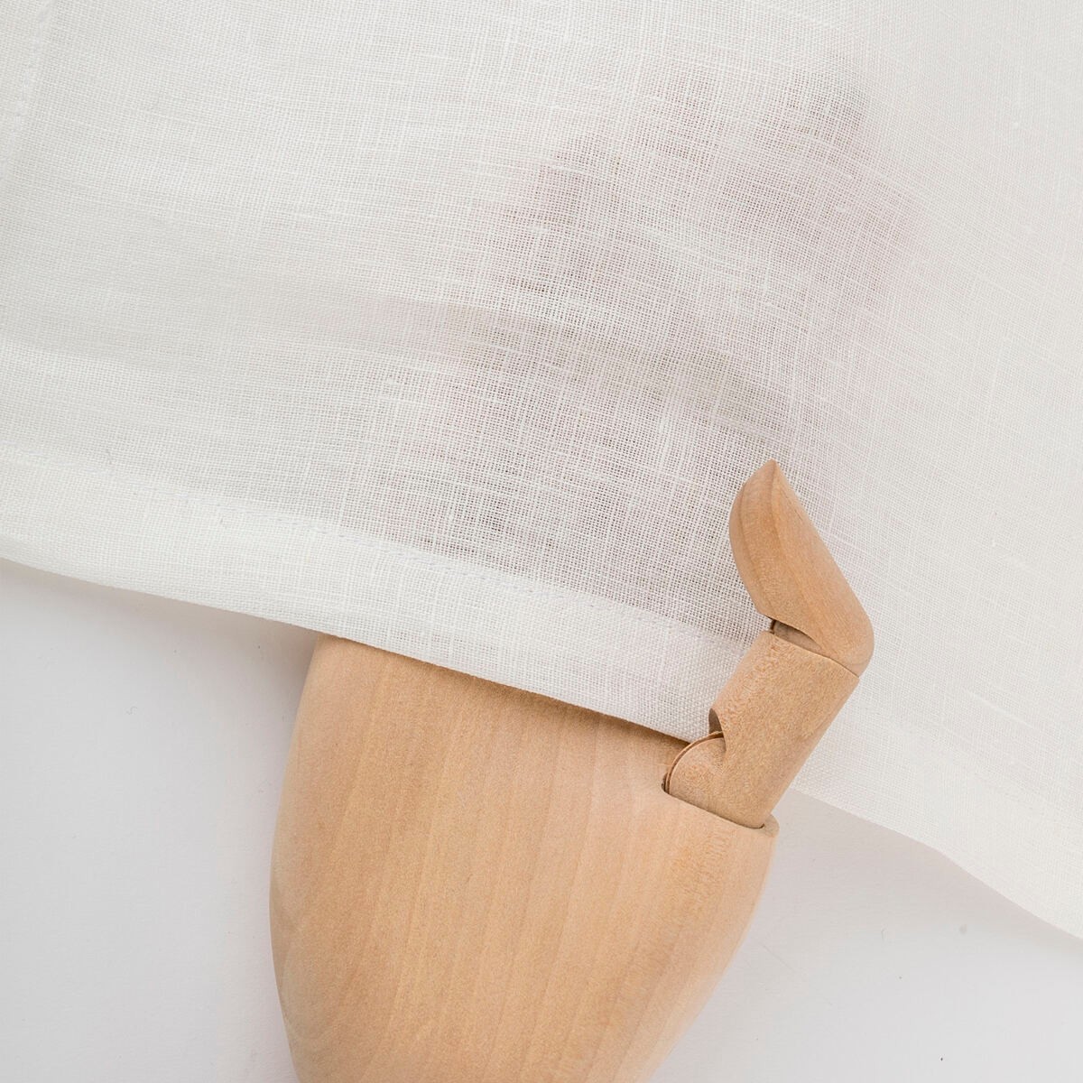 BOL_1459_CurtainLinen_04