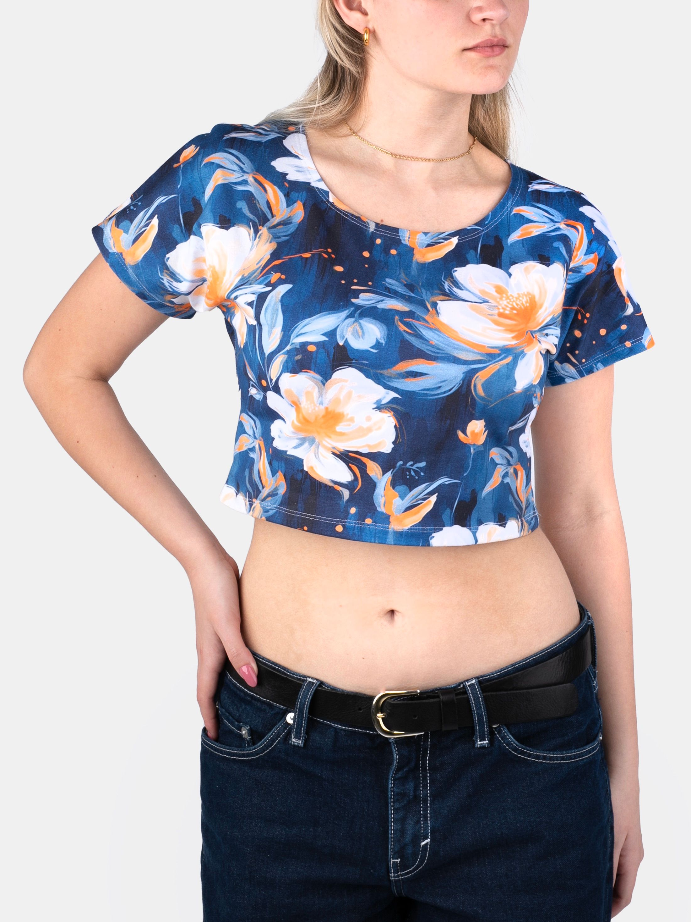 Personalized crop tops for women