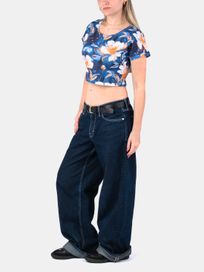 Designen Sie Ihre eigenen personalisierten Crop Tops