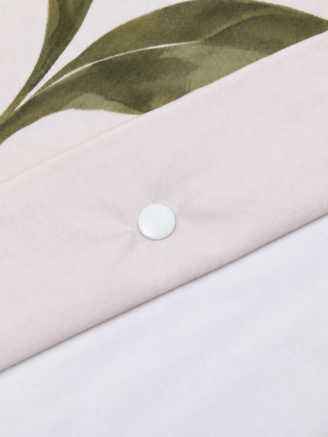 Design your own duvet covers online in six sizes
